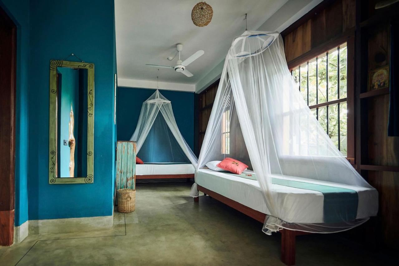 Casa Vana Hiriketiya Диквелла Экстерьер фото